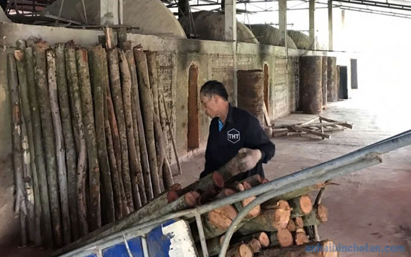 Nhà máy sản xuất